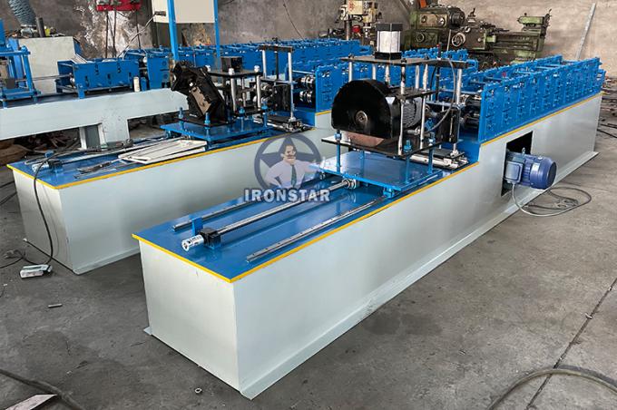 機械1を形作る三角形の角度のビード チャネル ロール