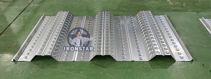 機械4を形作る橋床ロール