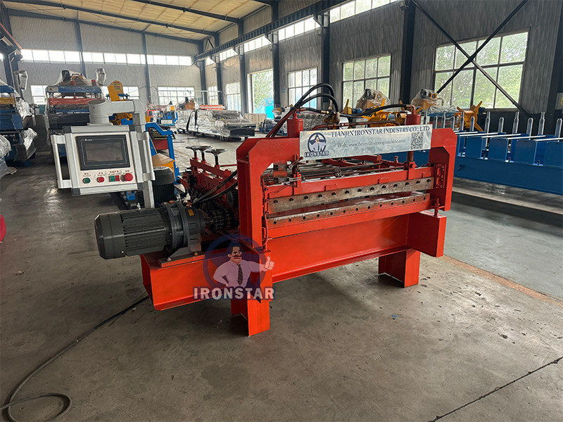 “China Manufacturer 1250x1mm Thin Metal Coil Slitting Machine Full Automatic Steel Slitting Rewinding Equipment Match All Kinds Roll Forming Machines”