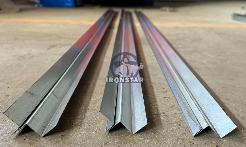 “UAE Market Automatic Shadow Wall Angle 2 in 1 Roll Forming Machine Angle U Stud C Channel C Stud Combined Roll Forming Machine”