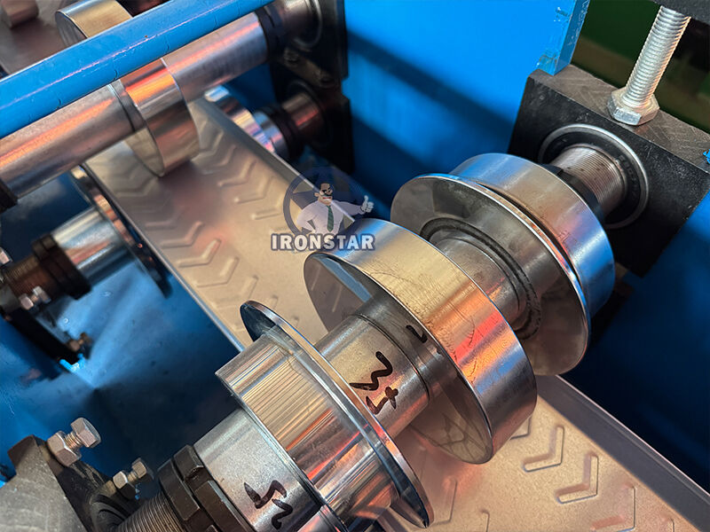 “Indonesia Popular 30×40mm Square Tube Forming Machine High Speed Welded Square Steel Pipe Roll Former ”