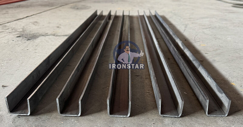 “PLC Control 2 Sizes in 1 U Channel Roll Forming Machine 35×15mm 35×30mm 10 Gauge U Purlin Making Machine for USA Market”